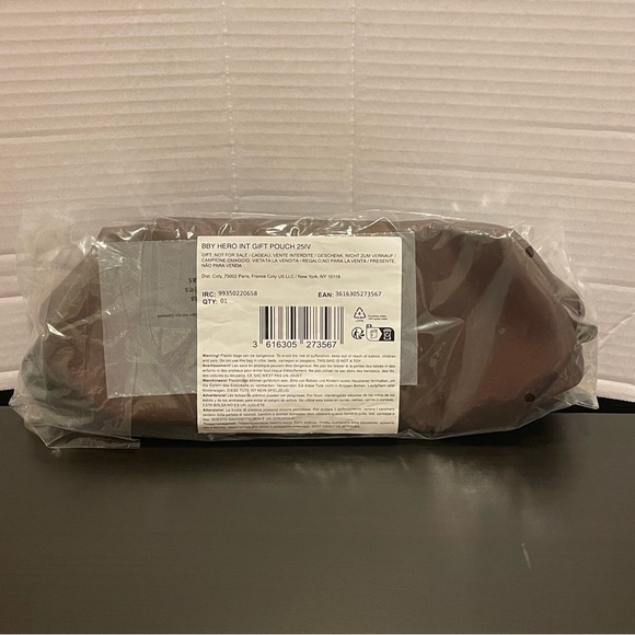 BURBERRY Hero Parfums Men Toiletry Travel Pouch in Brown - Picture 5 of 5